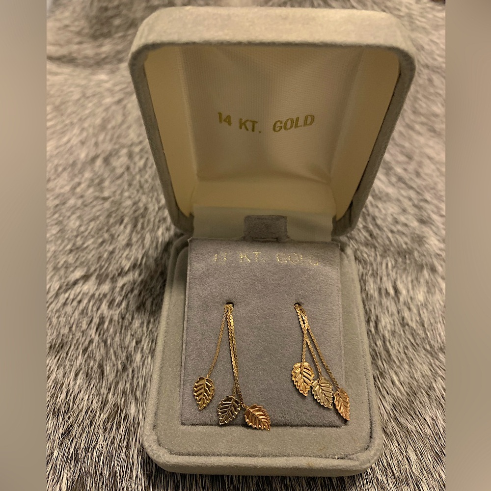 14k Vintage Gold Leaf Women Earrings